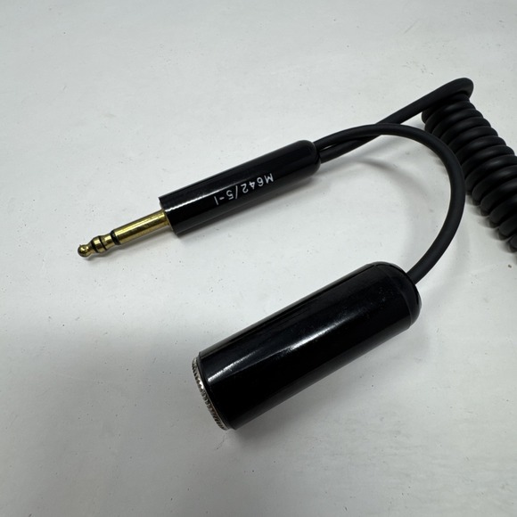 David Clark H10-13.4 Aviation Headset With Dual Plugs & C10-15 PTT Switch EUC - Picture 12 of 16